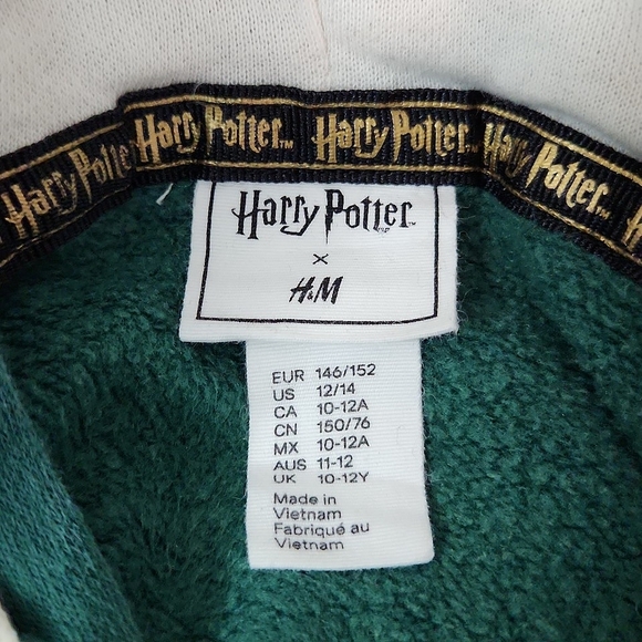 H&M Harry Potter™ Cotton Green Hoodie Sweatshirt, Size 10-12 ~ EUC - Picture 8 of 13